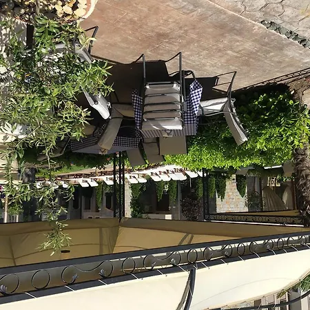 شقة Alexandrovi In Cascadas ساني بيتش